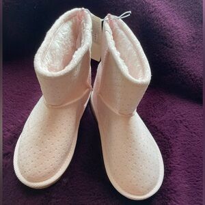 Girls Slip-on Boot BNWT